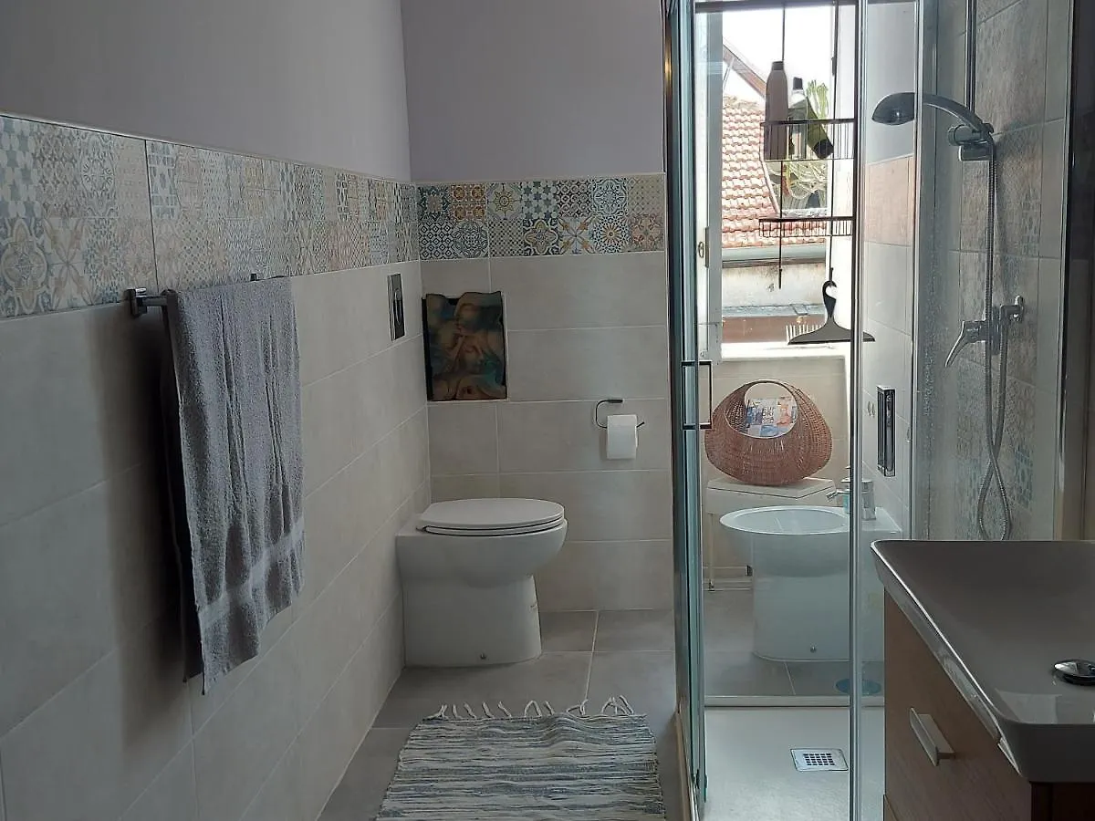 Apartment La Luna D'Irene Naples Italy